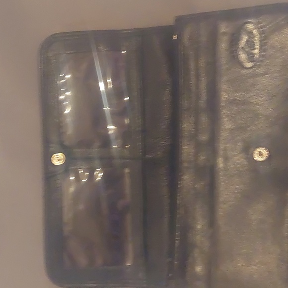 Kelly and Katie wallet clutch - Picture 3 of 4